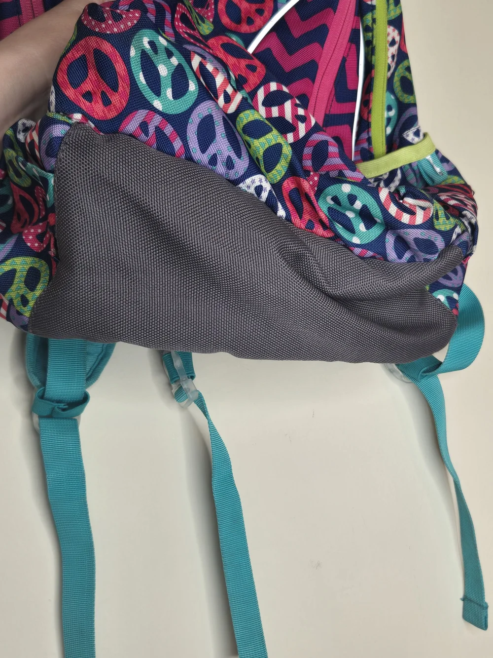 Garnet Hill Kids Peace Sign Chevron School Backpack Book Bag Like New